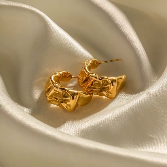 18K Gold Plated Chunky Earrings - Picture 2 of 8